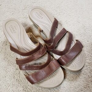 Crocs Womens Size 8 Leigh-Ann Comfort Leather 2.5" Mini Wedge Sandals Brown